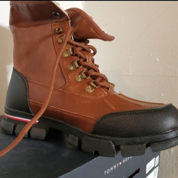 Tommy Hilfiger Men's Idan Fold Down Faux Shearling Duck Boots Men's Shoes - Picture 4 of 7